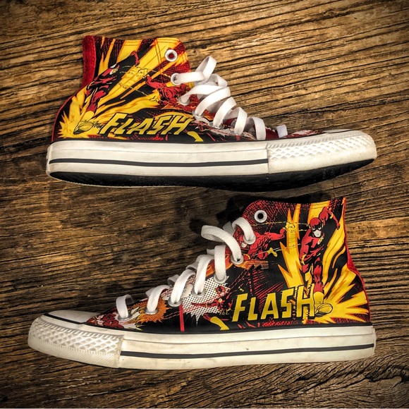 Converse Rare Flash Collectors Find For A True DC Comic Flash Fan - Picture 8 of 9